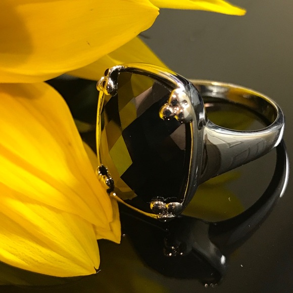 Rectangular Black CZ Sterling Silver Ring - Picture 4 of 7